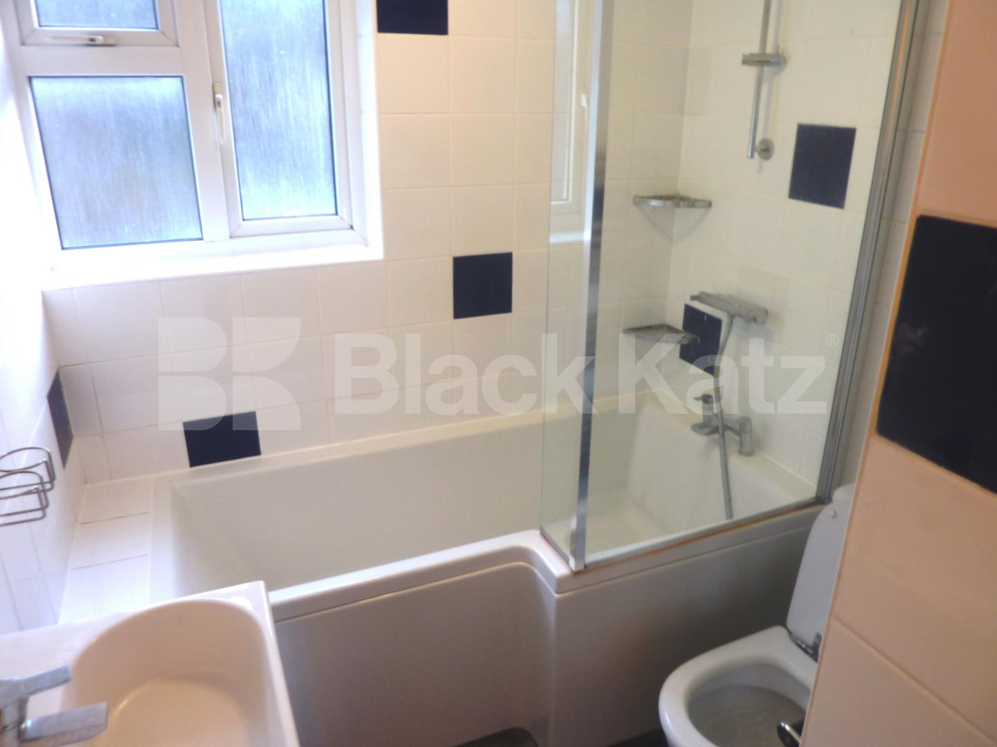 			NEW INSTRUCTION!, 2 Bedroom, 1 bath, 1 reception Flat			 Hawley Road , Camden